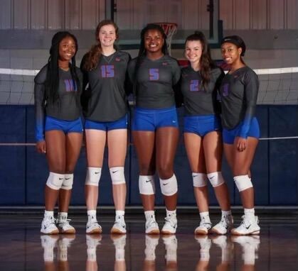 HHS volleyball celebrates senior night